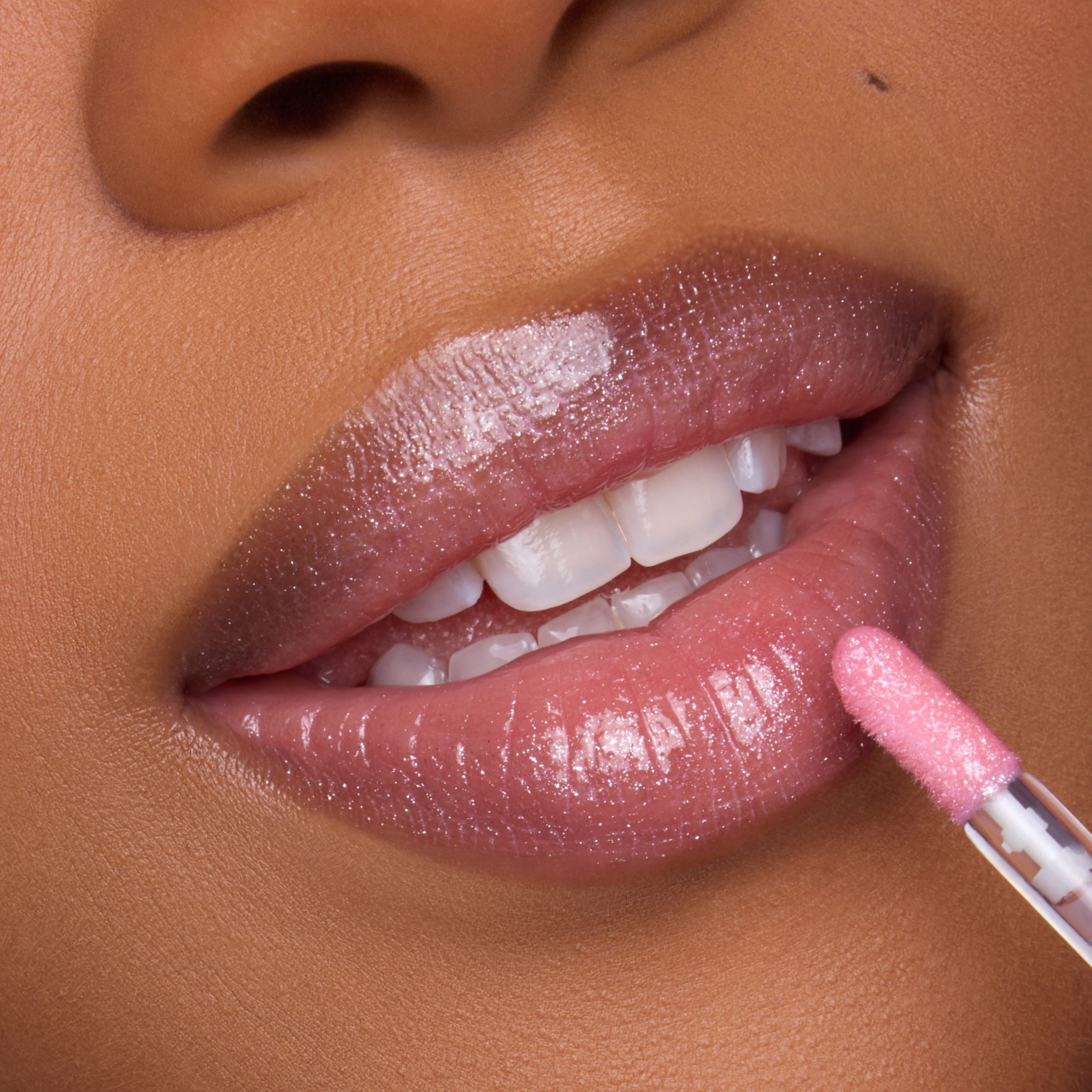 Heart To Get Ultra Glossy Lip - Image 4