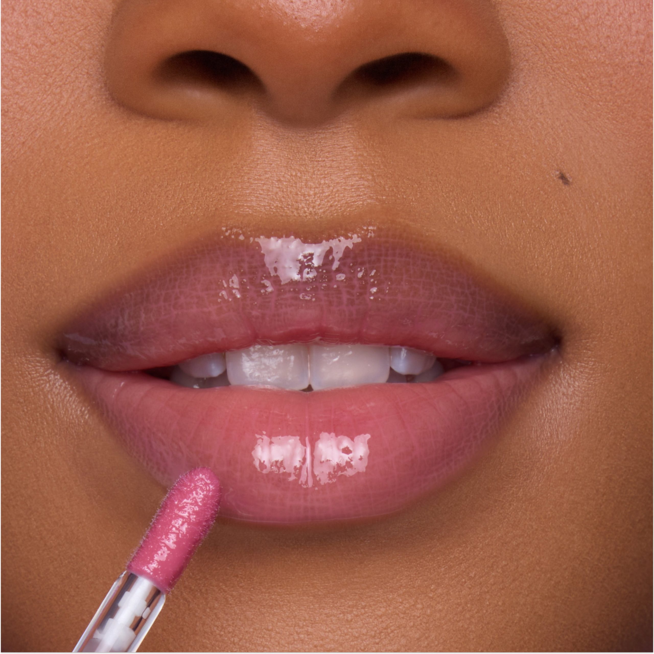 Heart To Get Ultra Glossy Lip - Image 4